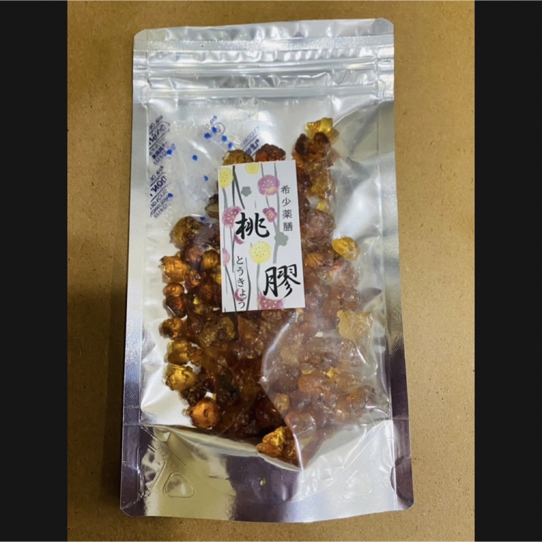 桃膠(別名桃の木の涙！戻すと凄く大きくなるので戻し過ぎ注意です！) 食品/飲料/酒の食品(その他)の商品写真