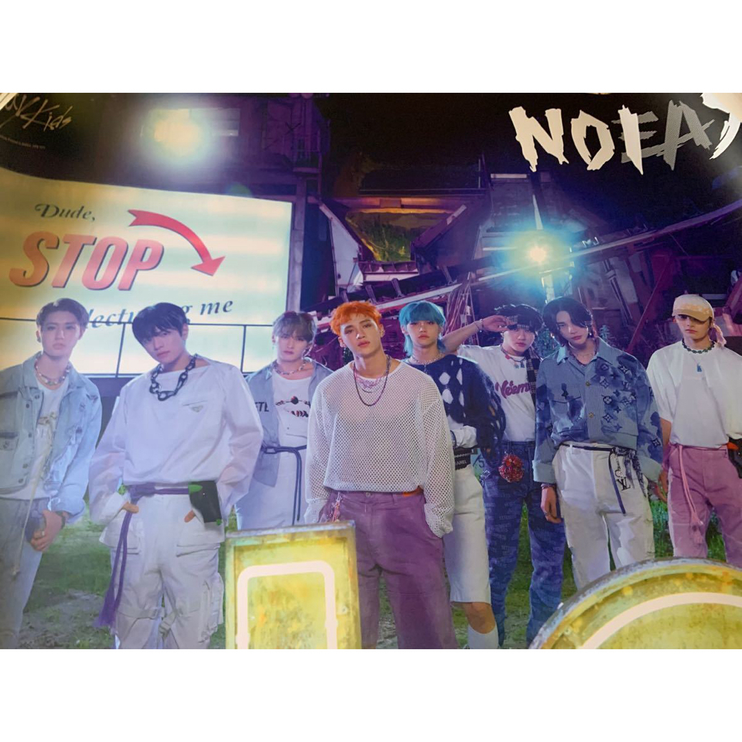 Stray Kids(ストレイキッズ)のnoeasy ポスター　StrayKids エンタメ/ホビーのCD(K-POP/アジア)の商品写真