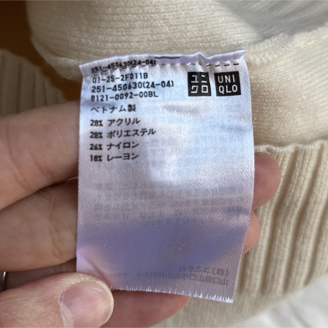 UNIQLO(ユニクロ)のスフレヤーンタートルネックセーター（Sサイズ） レディースのトップス(ニット/セーター)の商品写真