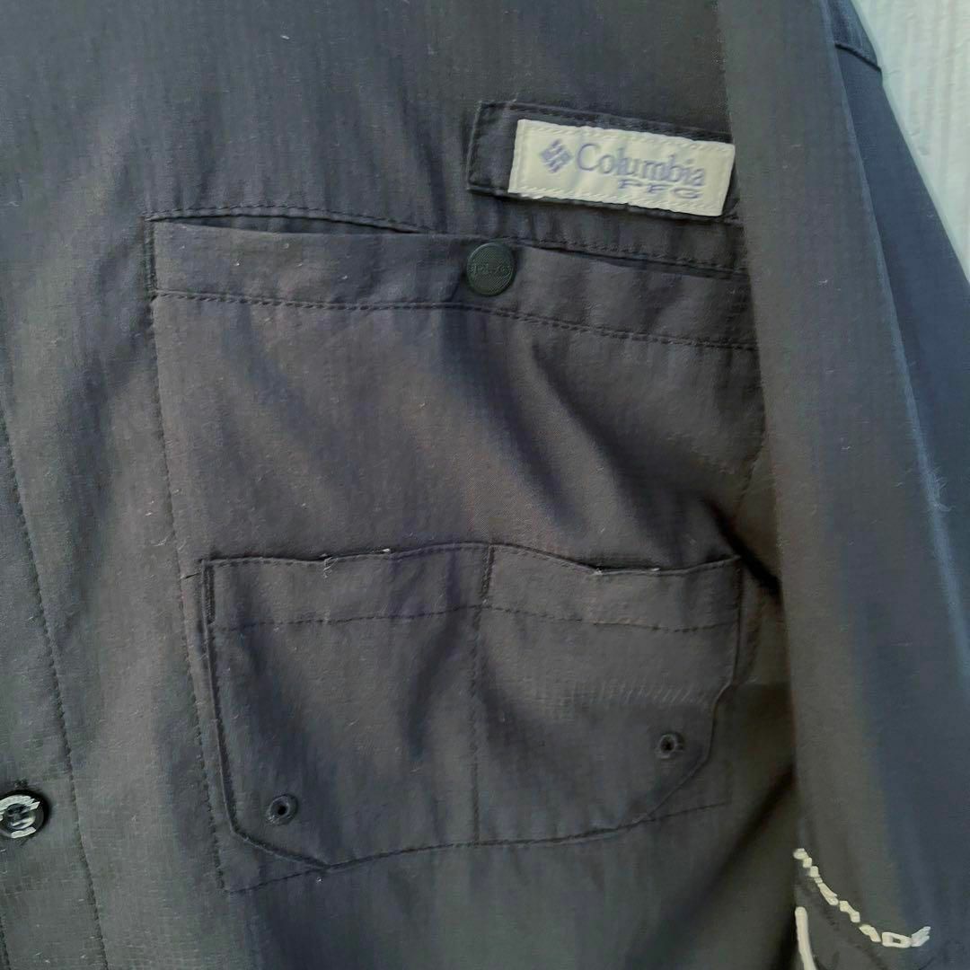 Columbia(コロンビア)のアメリカ古着　コロンビアPFG 2WAYフィッシングBDシャツ　サイズLブラック メンズのトップス(シャツ)の商品写真