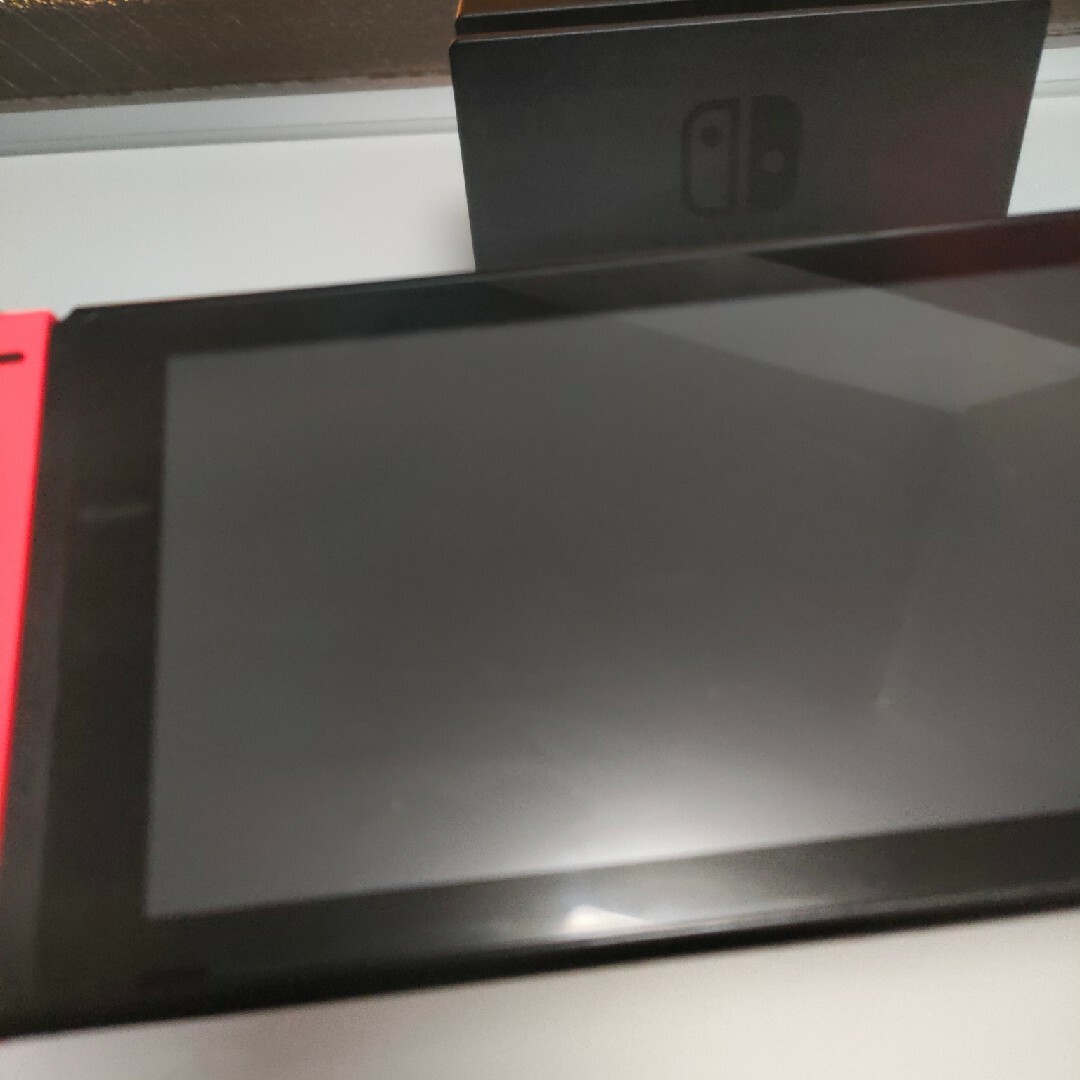 Nintendo Switch(ニンテンドースイッチ)のニンテンドースイッチ　本体 エンタメ/ホビーのゲームソフト/ゲーム機本体(家庭用ゲーム機本体)の商品写真