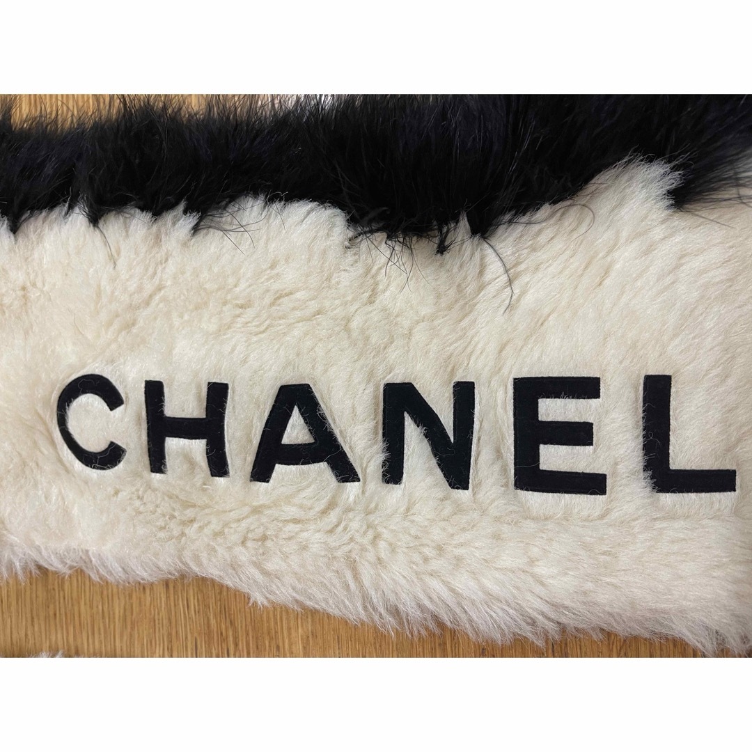 CHANEL(シャネル)のシャネル　マフラー　ファー　レア レディースのファッション小物(マフラー/ショール)の商品写真