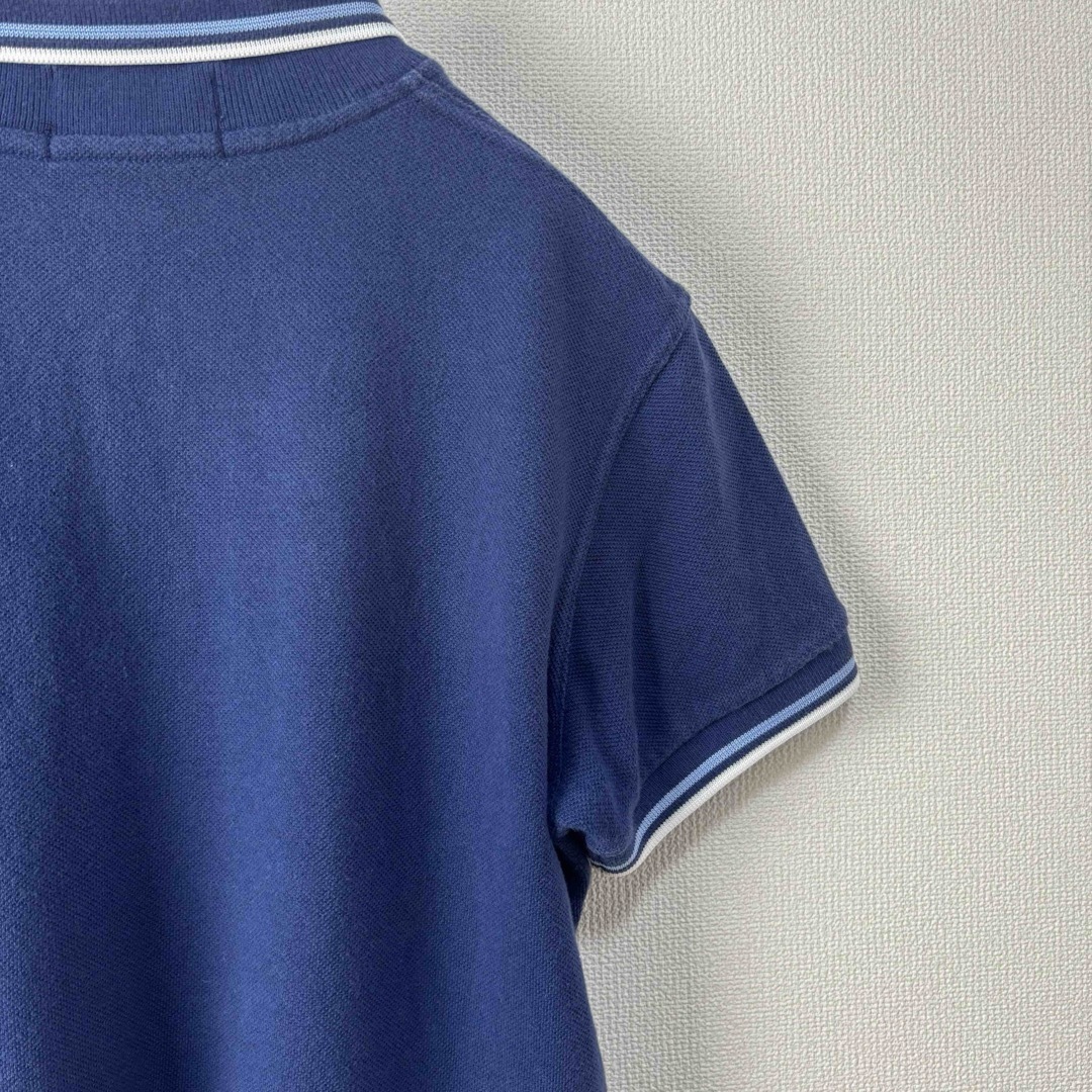 FRED PERRY(フレッドペリー)の人気　フレッドペリー　レディース　ポロシャツ　英国製　青白　12 L 古着 レディースのトップス(ポロシャツ)の商品写真