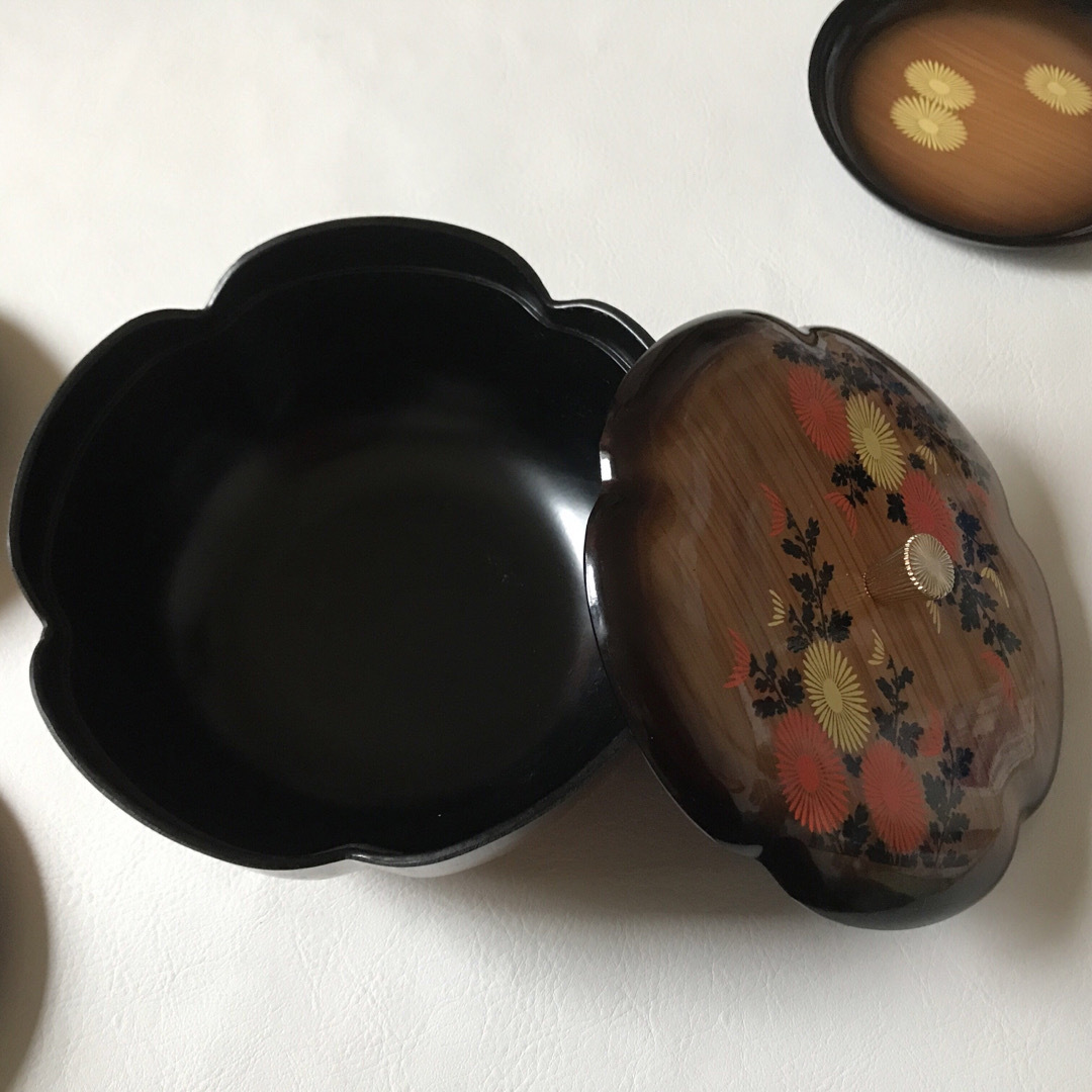 山中塗 近代漆器 菓子器 菓子鉢 菓子皿 菊絵 セット インテリア/住まい/日用品のキッチン/食器(食器)の商品写真