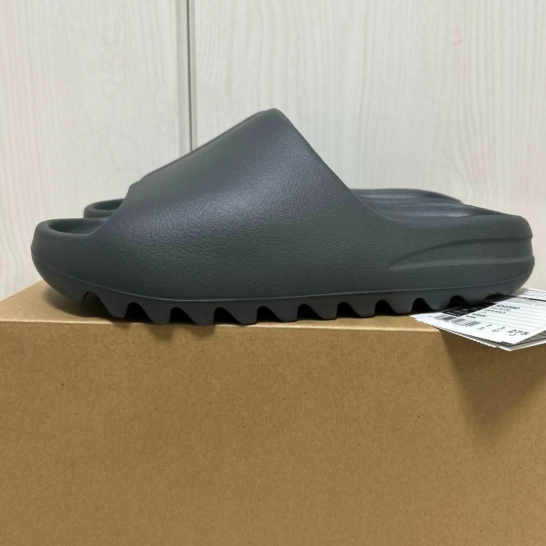 YEEZY（adidas）(イージー)のADIDAS YEEZY SLIDE SLATE GREY 27.5cm メンズの靴/シューズ(サンダル)の商品写真