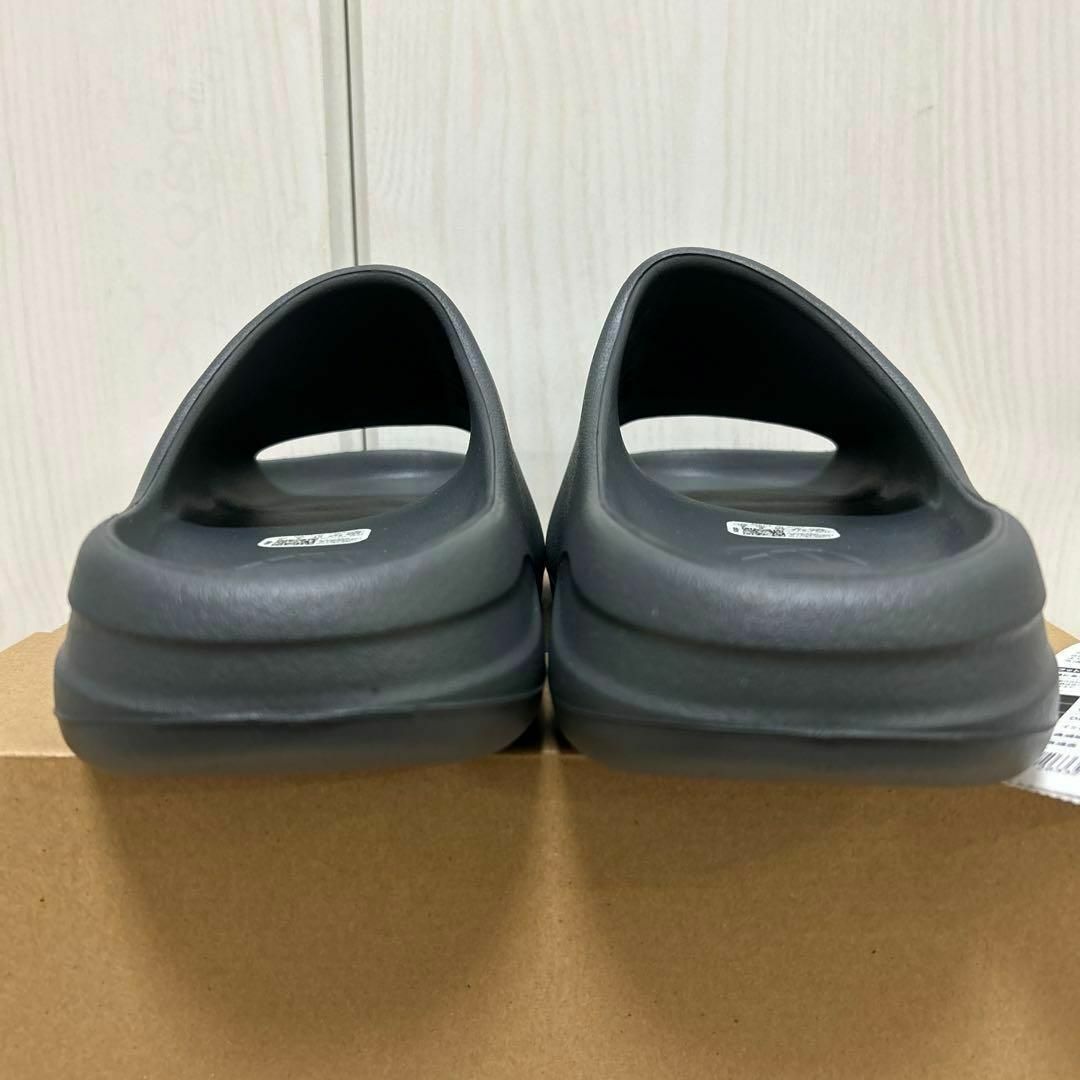 YEEZY（adidas）(イージー)のADIDAS YEEZY SLIDE SLATE GREY 27.5cm メンズの靴/シューズ(サンダル)の商品写真