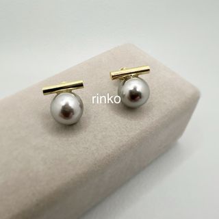 グレーパールバーピアス(ピアス)