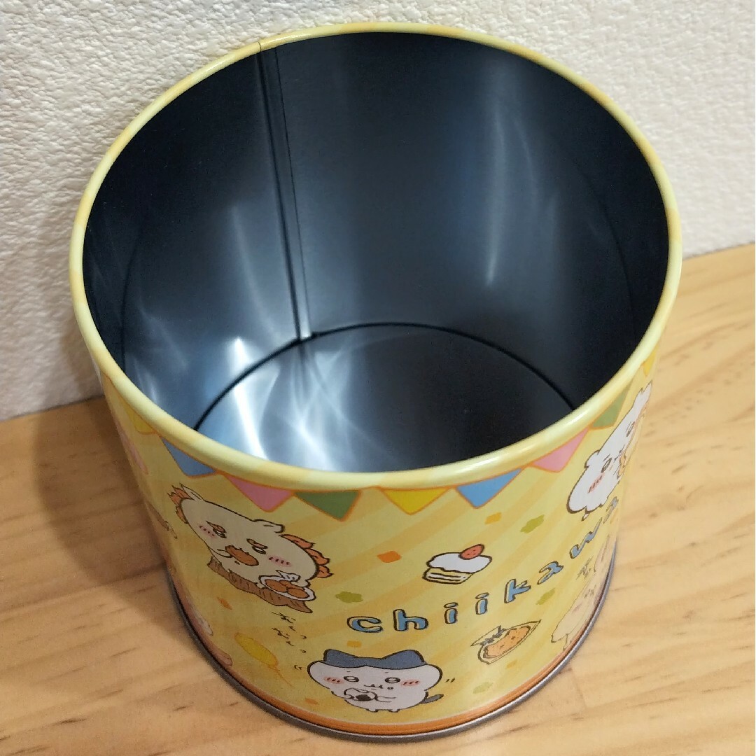 ちいかわ(チイカワ)の【ちいかわ】ミニひょっこり缶【ブライズ品】 エンタメ/ホビーのおもちゃ/ぬいぐるみ(キャラクターグッズ)の商品写真