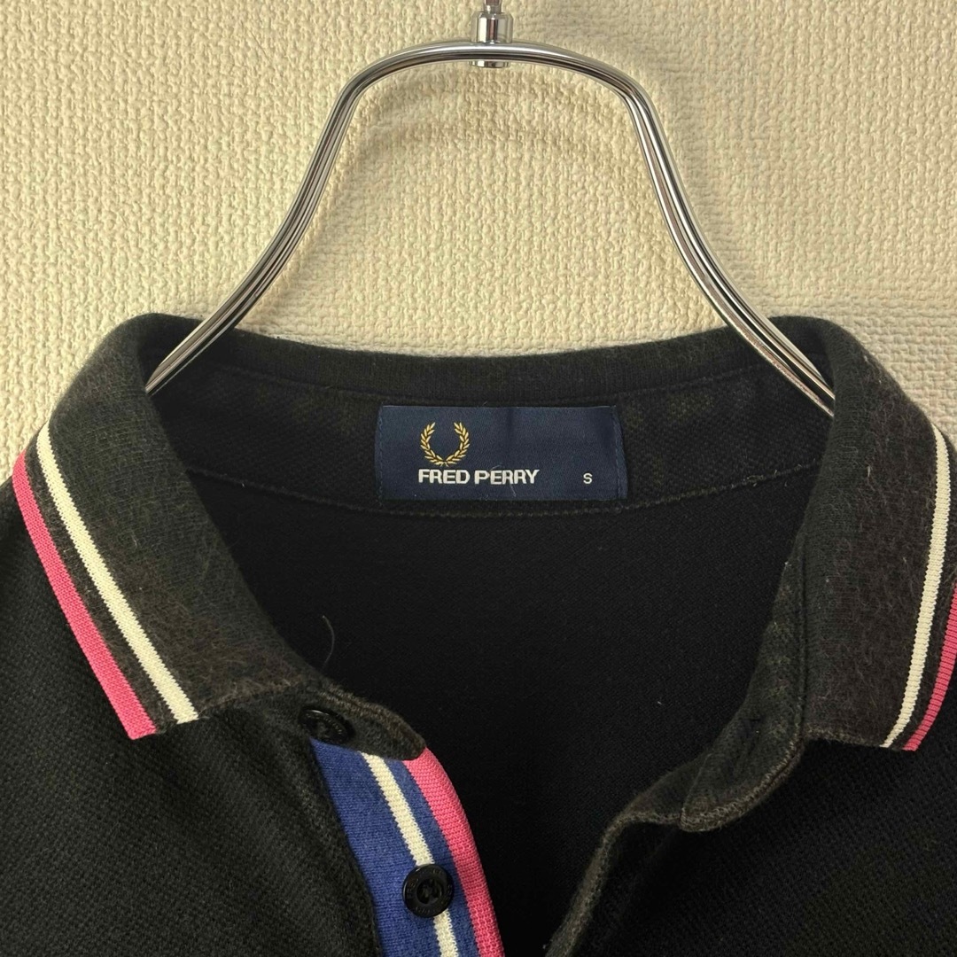 FRED PERRY(フレッドペリー)の人気　フレッドペリー　ポロシャツ　黒　青　白　ピンク　S古着 メンズのトップス(ポロシャツ)の商品写真