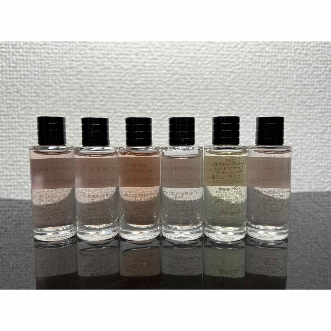 Christian Dior(クリスチャンディオール)の【3本の出品】サクラ、ホーリーピオニー、ローズカブキ　7.5ml 香水　 コスメ/美容の香水(ユニセックス)の商品写真