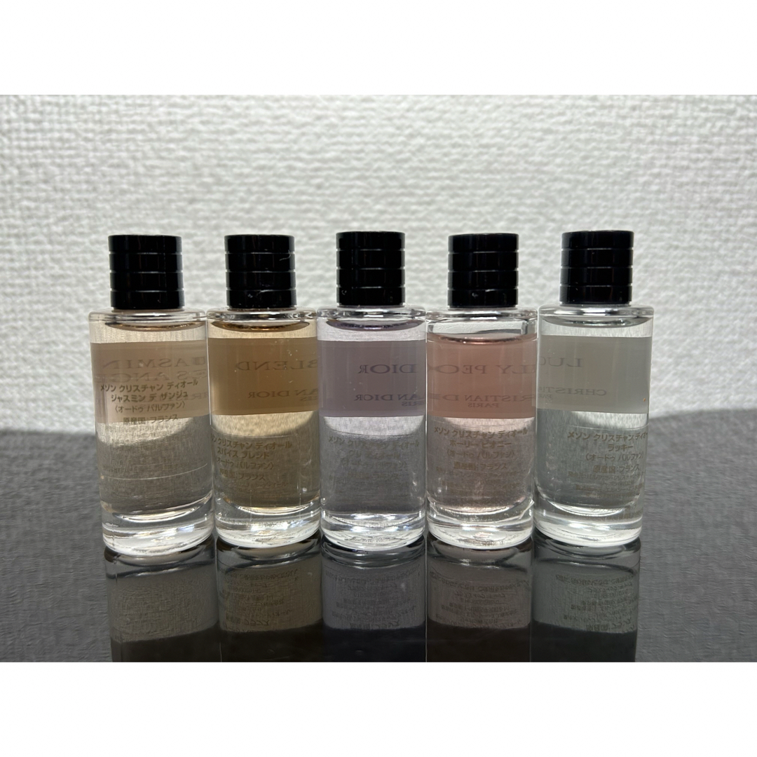 Christian Dior(クリスチャンディオール)の【3本の出品】サクラ、ホーリーピオニー、ローズカブキ　7.5ml 香水　 コスメ/美容の香水(ユニセックス)の商品写真