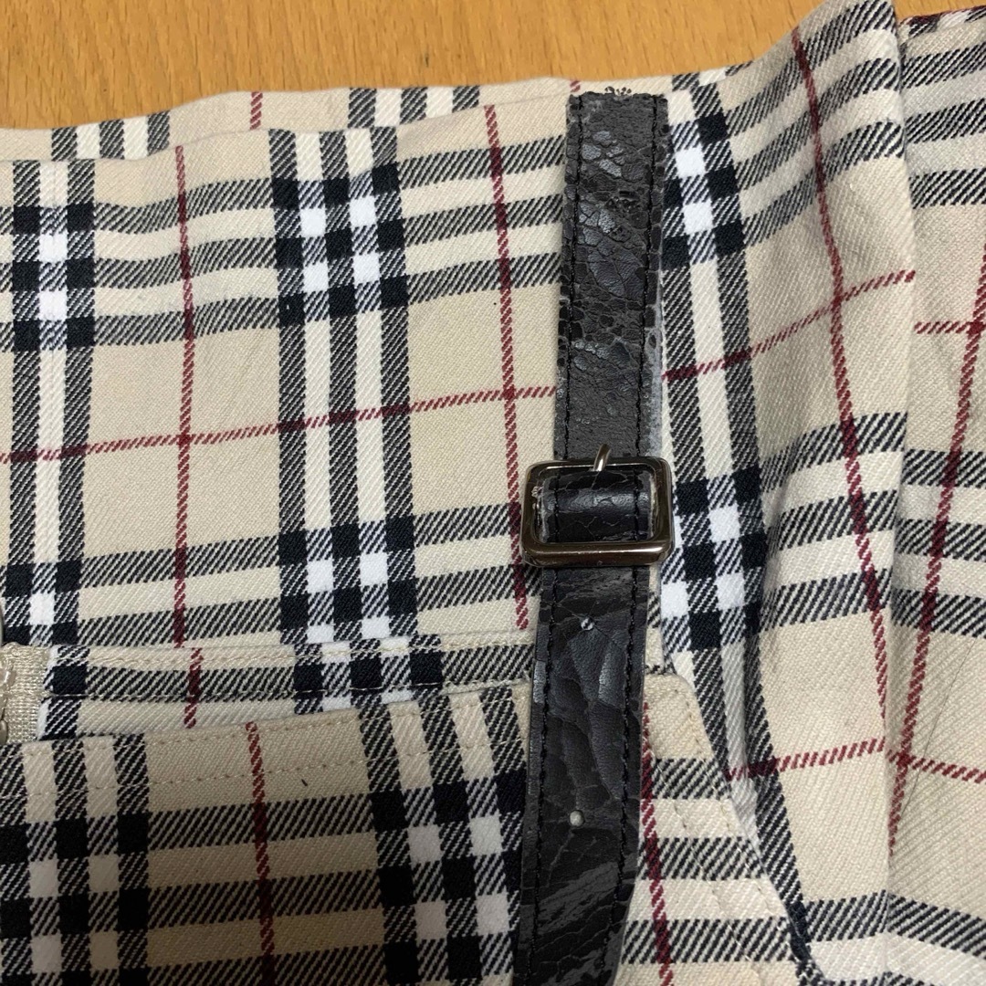 BURBERRY(バーバリー)の130サイズ⭐︎バーバリー キッズ/ベビー/マタニティのキッズ服女の子用(90cm~)(スカート)の商品写真