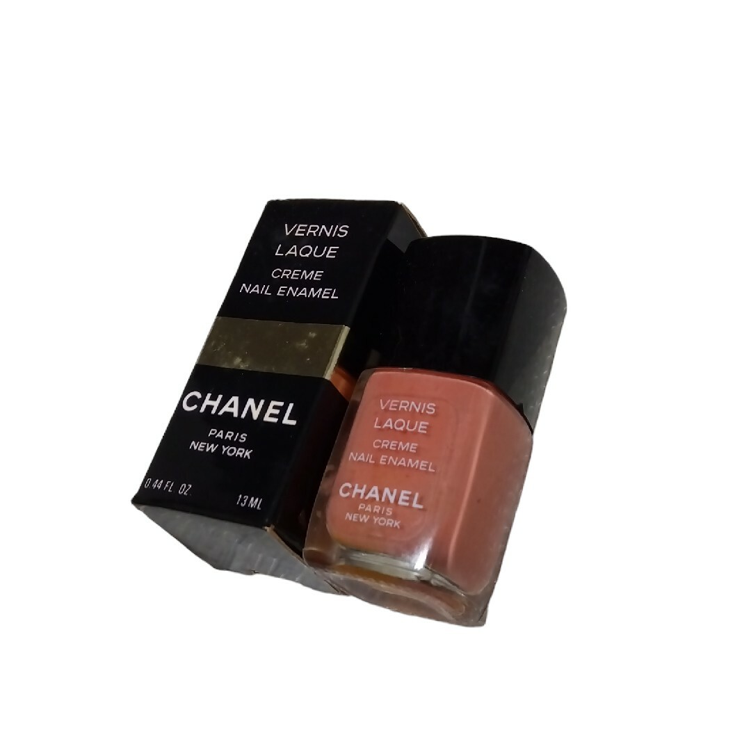 CHANEL(シャネル)の[新品•訳あり] CHANEL シャネル ネイル マニキュア オレンジ 春 コスメ/美容のネイル(マニキュア)の商品写真