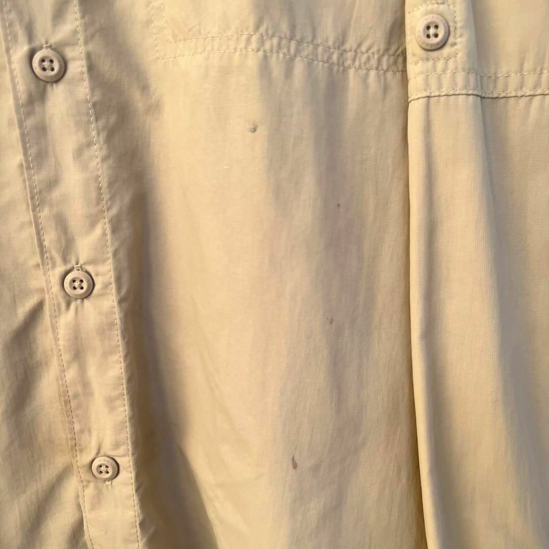 Columbia(コロンビア)のアウトドアブランド古着　COLUMBIAコロンビア　アウトドアシャツ　ベージュ メンズのトップス(シャツ)の商品写真