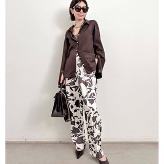 アパルトモンドゥーズィエムクラス(L'Appartement DEUXIEME CLASSE)のL'Appartement BANANATIMEバナナタイムEASY PANT(カジュアルパンツ)