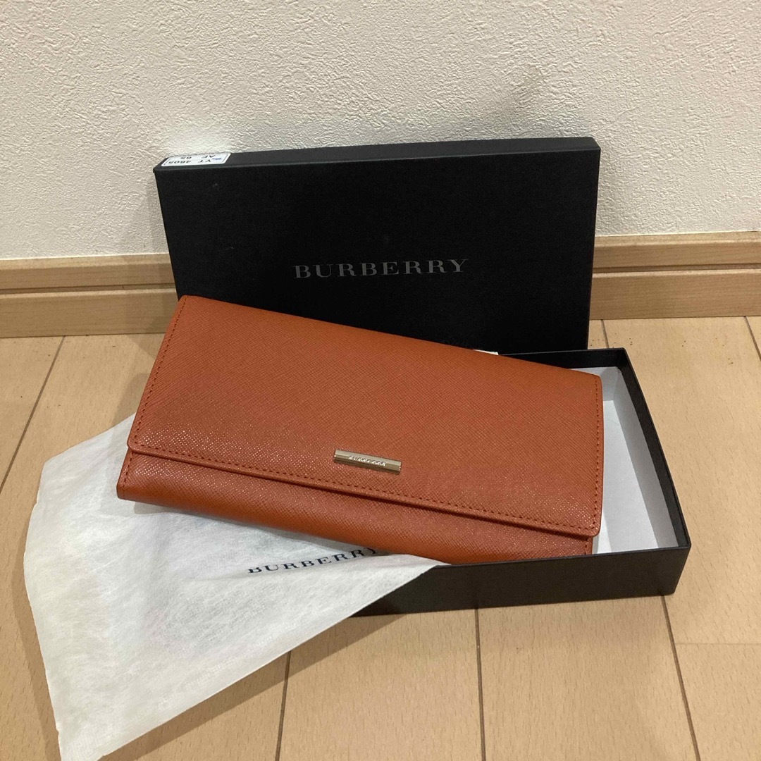 BURBERRY(バーバリー)のバーバリー　長財布　新品 レディースのファッション小物(財布)の商品写真