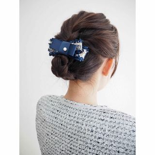 送料無料【パール付ツイードリボンバレッタ】ヘアアクセ　可愛い　高見え　上品(バレッタ/ヘアクリップ)