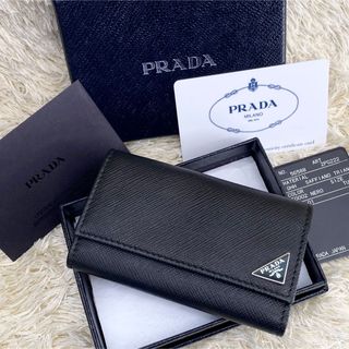 プラダ(PRADA)の極美品✨PRADA プラダ サフィアーノ 三角ロゴ キーケース NERO(キーケース)