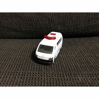 タカラトミー(Takara Tomy)の廃盤 トミカ No.48 ハイエース 多目的車 中国製(ミニカー)