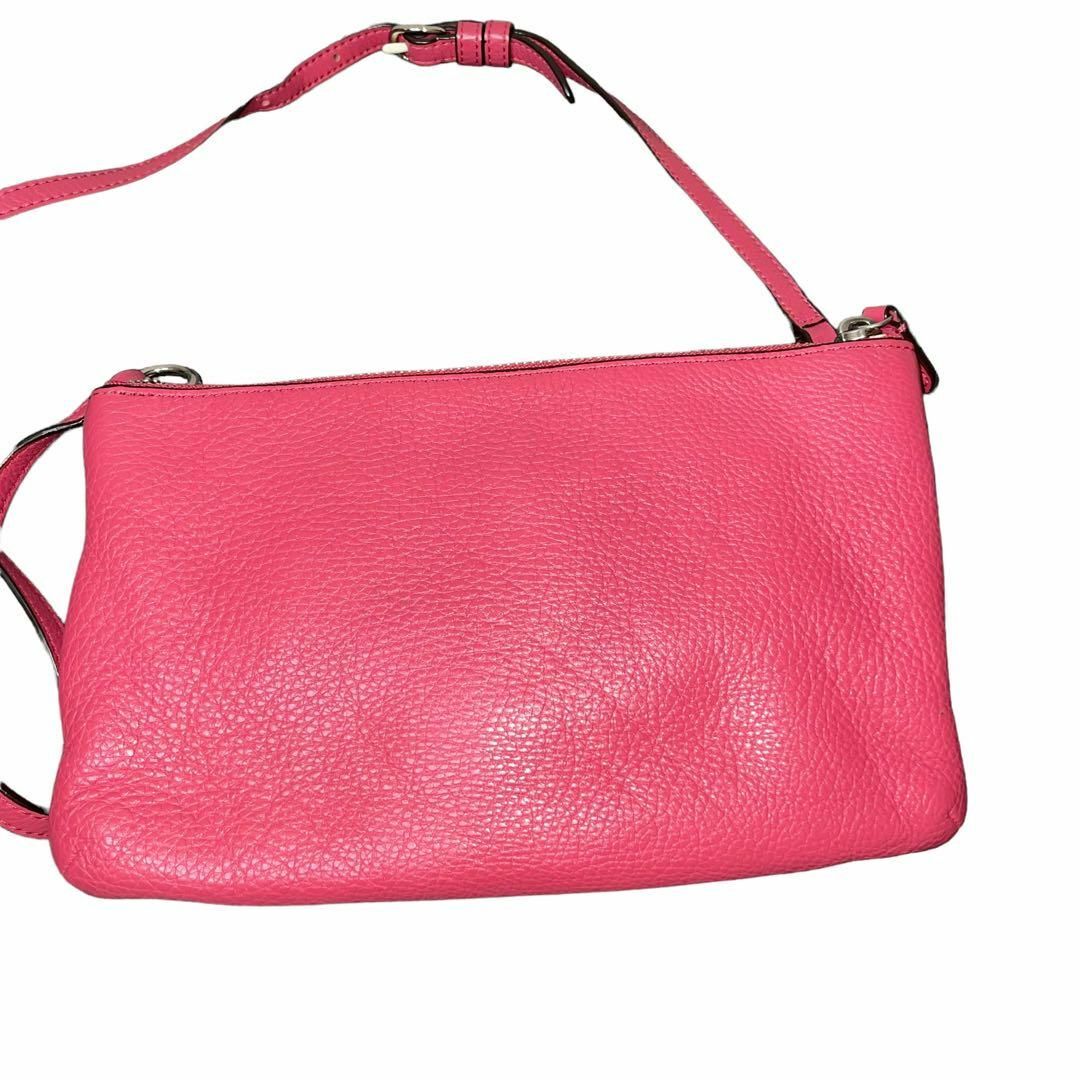 COACH(コーチ)の即日発送 極美品 COACH ショルダーバッグ ピンク レザー レディースのバッグ(ショルダーバッグ)の商品写真