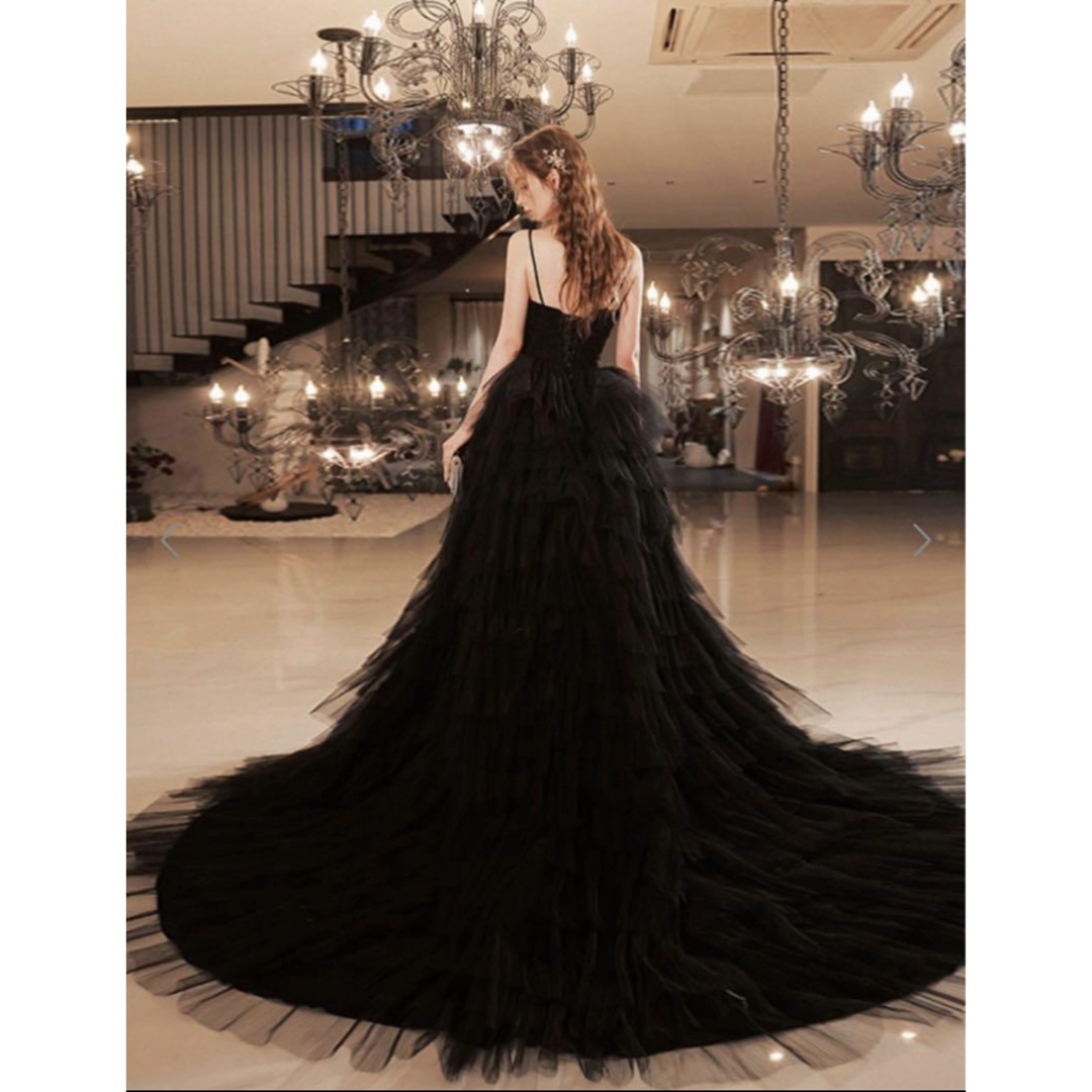ブラックドレス　チュール　ボリューム　ウエディングドレス　韓国　vネック レディースのフォーマル/ドレス(ウェディングドレス)の商品写真