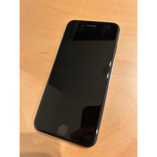 アイフォーン(iPhone)の【美品】iPhoneSE2 128GB ブラック(スマートフォン本体)