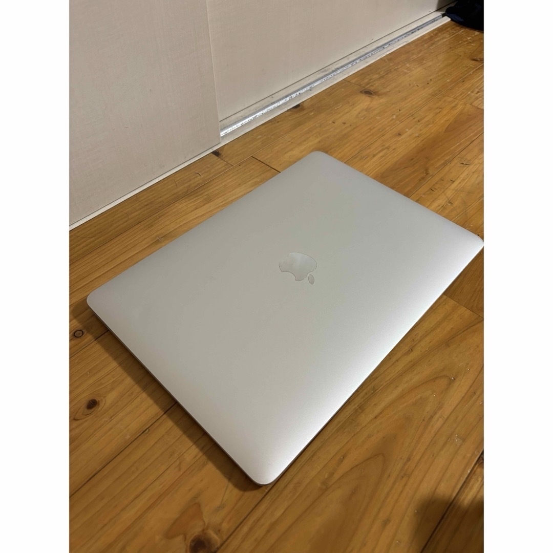 M1 MacBook Air 2020 8G 256GB スマホ/家電/カメラのPC/タブレット(ノートPC)の商品写真