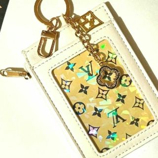 ルイヴィトン(LOUIS VUITTON)の⭐ミニ財布パスケース　⭐LOUIS VUITTONモノグラムトランプ１枚　ＨB(パスケース/IDカードホルダー)