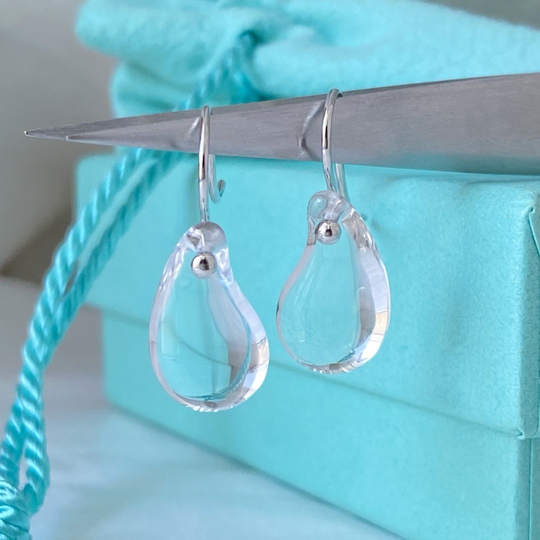 Tiffany & Co.(ティファニー)のティファニー PT950 ティアドロップ ピアス クリスタル プラチナ レディースのアクセサリー(ピアス)の商品写真