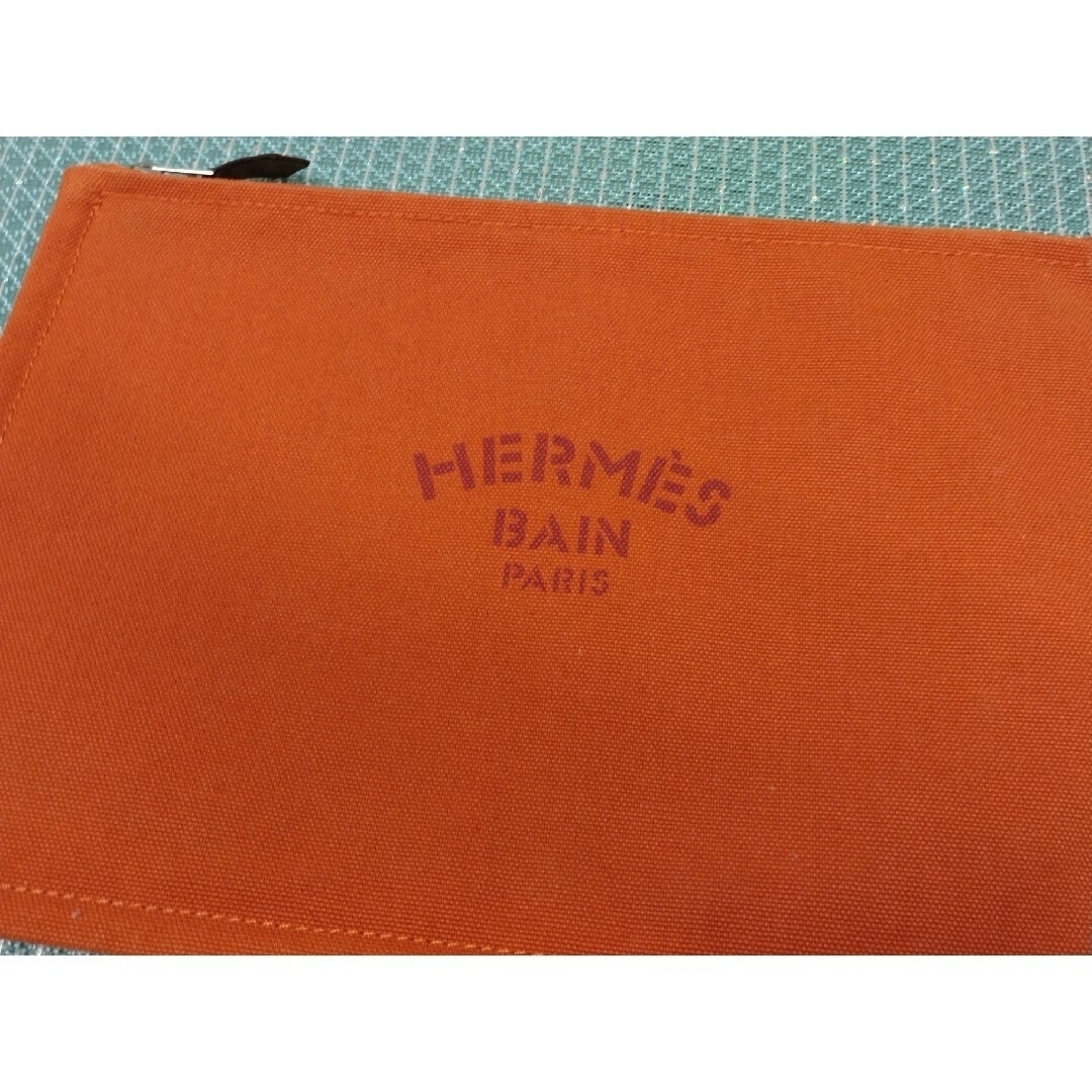 Hermes(エルメス)のHERMESクラッチ★エルメス箱+ショッパー付き【中古】 レディースのバッグ(クラッチバッグ)の商品写真