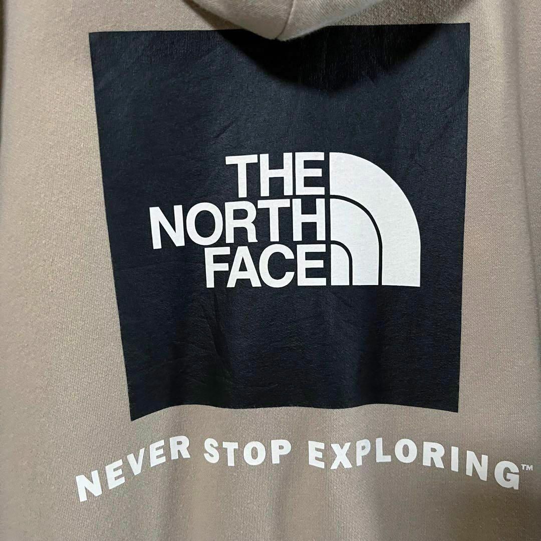 THE NORTH FACE(ザノースフェイス)のアメリカ古着　ノースフェイス　バックプリントスエットパーカー　サイズMベージュ メンズのトップス(パーカー)の商品写真