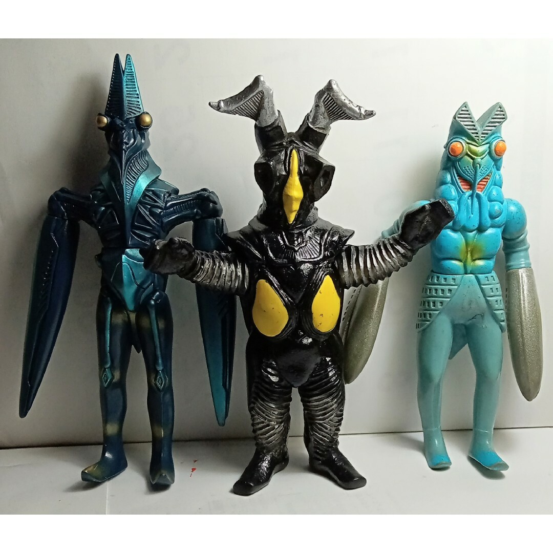 BANDAI(バンダイ)のウルトラ怪獣3体日本製バンダイソフビ人形 エンタメ/ホビーのフィギュア(特撮)の商品写真