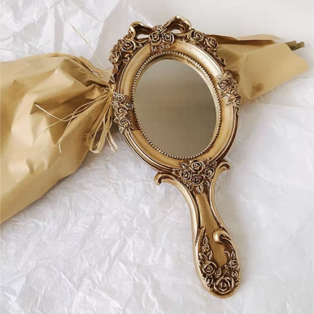 ANNA SUI(アナスイ)の油絵彫刻　バラリボン　金色ミラー　手鏡　vintage ゴシックロリータ 地雷系 レディースのファッション小物(ミラー)の商品写真