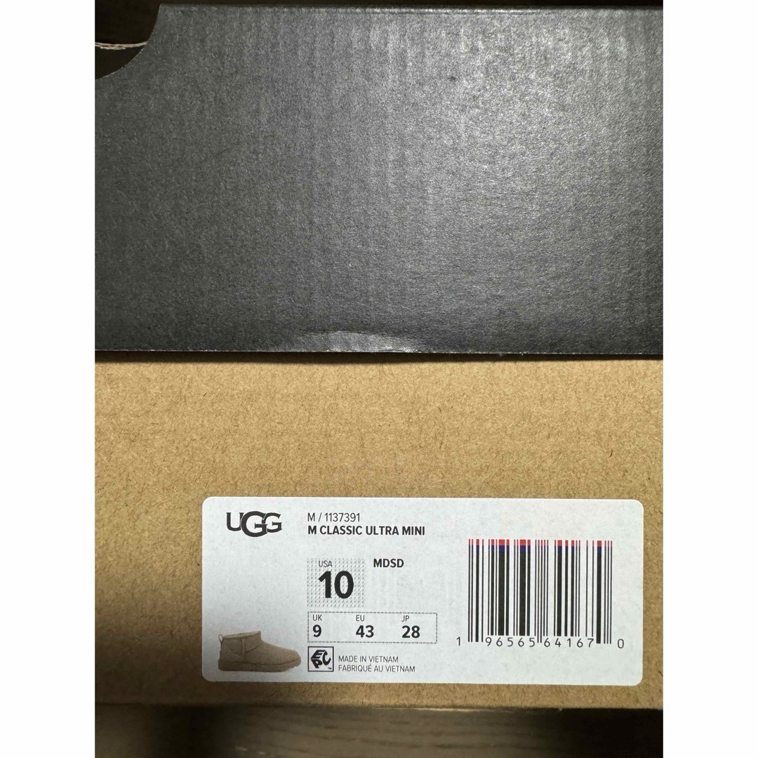 UGG(アグ)の新品正規品UGGムートンブーツメンズクラシックウルトラミニマスターシード28cm メンズの靴/シューズ(ブーツ)の商品写真