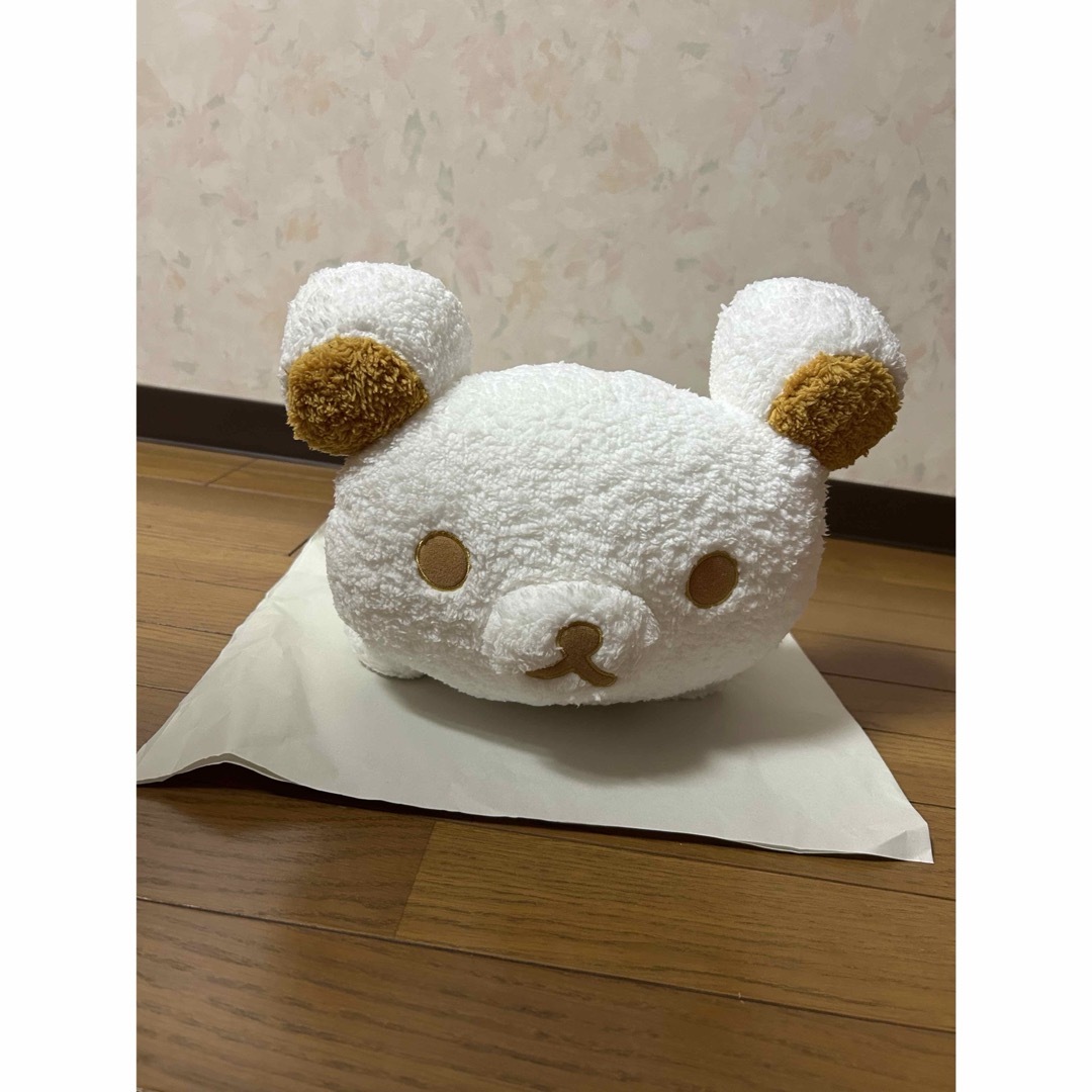 リラックマ(リラックマ)の★新品★ モノクロリラックマ　うつぶせぬいぐるみ　XL 白と黒 エンタメ/ホビーのおもちゃ/ぬいぐるみ(ぬいぐるみ)の商品写真