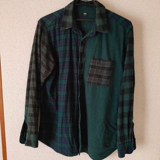 ユニクロ(UNIQLO)のユニクロ　ネルシャツ　メンズ　緑　チェック(シャツ)