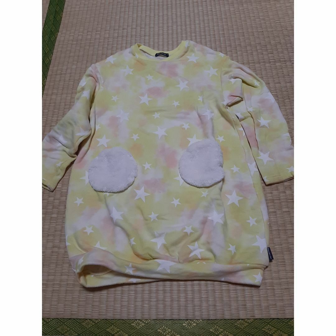 ムージョンジョン　130　トレーナー キッズ/ベビー/マタニティのキッズ服女の子用(90cm~)(Tシャツ/カットソー)の商品写真