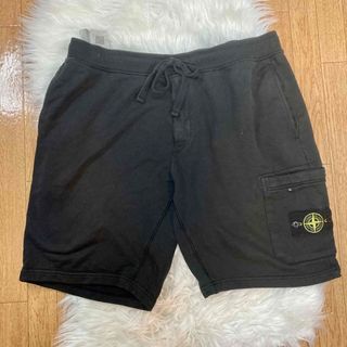 ストーンアイランド(STONE ISLAND)のストーンアイランド スウェットハーフパンツ ブラック 黒 4L(ショートパンツ)