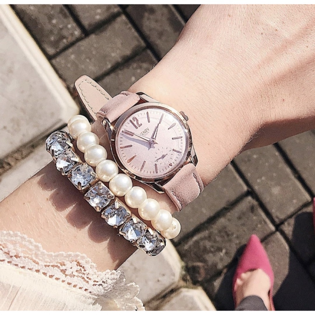 HENRY LONDON(ヘンリーロンドン)の【未使用】HENRY LONDON  ベビーピンク×ピンクゴールド スモセコ時計 レディースのファッション小物(腕時計)の商品写真