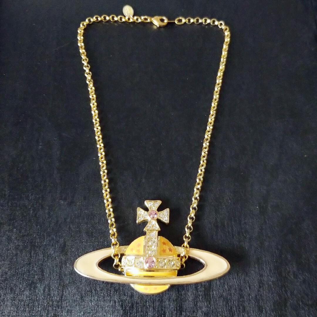 Vivienne Westwood(ヴィヴィアンウエストウッド)のVivienneWestwood ネオバスレリーフ ビッグオーブネックレス レディースのアクセサリー(ネックレス)の商品写真