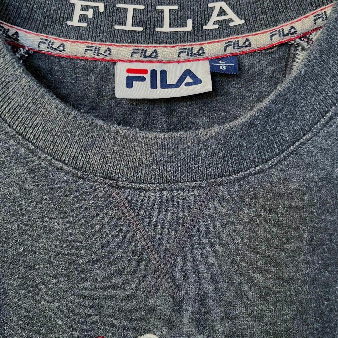 FILA(フィラ)のメンズ古着　FILAフィラ　ビッグセンター刺繍ロゴスエットトレーナー　サイズL メンズのトップス(スウェット)の商品写真