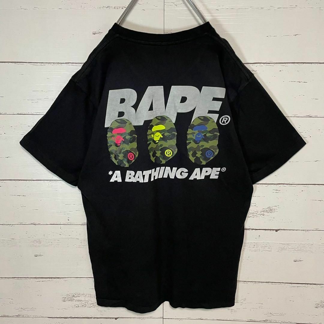 A BATHING APE(アベイシングエイプ)の【超希少モデル】アベイシングエイプ☆両面プリント バックロゴ Tシャツ 人気 メンズのトップス(Tシャツ/カットソー(半袖/袖なし))の商品写真