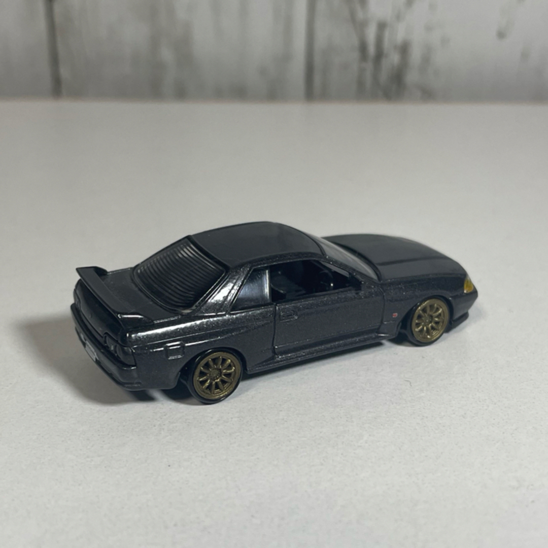 ミニカー R32 スカイラインGTR 1/72  エンタメ/ホビーのおもちゃ/ぬいぐるみ(ミニカー)の商品写真