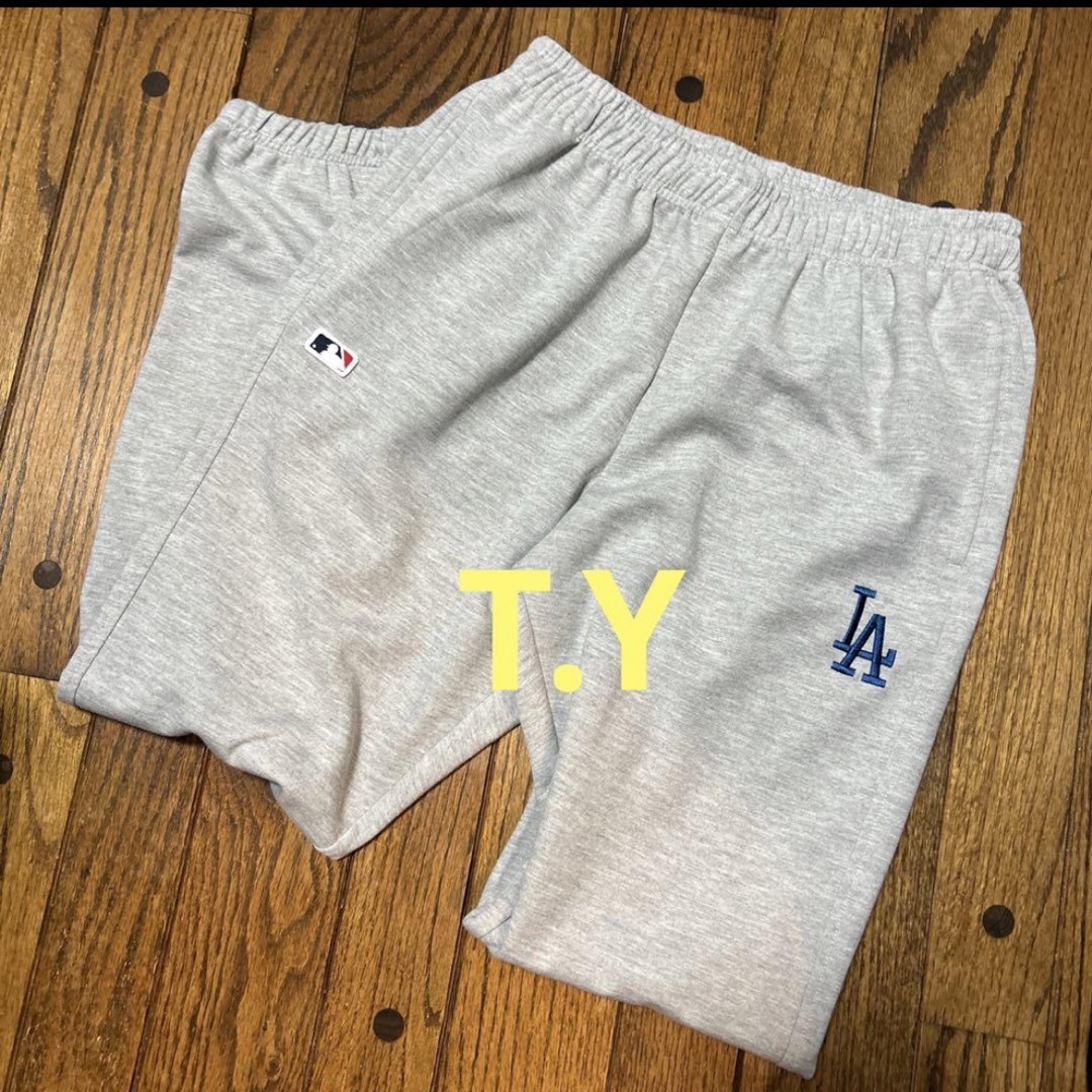 MLB(メジャーリーグベースボール)のMLB GENUINE Dodgers スウェットパンツ メンズのパンツ(その他)の商品写真