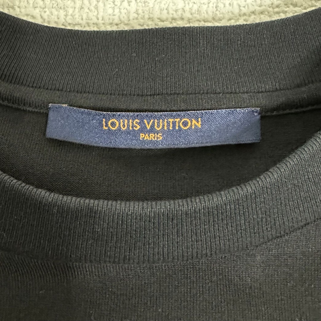 LOUIS VUITTON(ルイヴィトン)のLOUIS VUITTON ヴィトン Tシャツ　ステッチデザイン 半袖Tシャツ メンズのトップス(Tシャツ/カットソー(半袖/袖なし))の商品写真