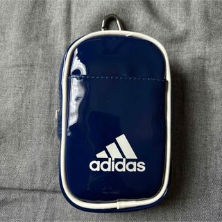 アディダス(adidas)の【未使用・新品】アディダス カラビナ付きマルチポーチ　adidas(その他)