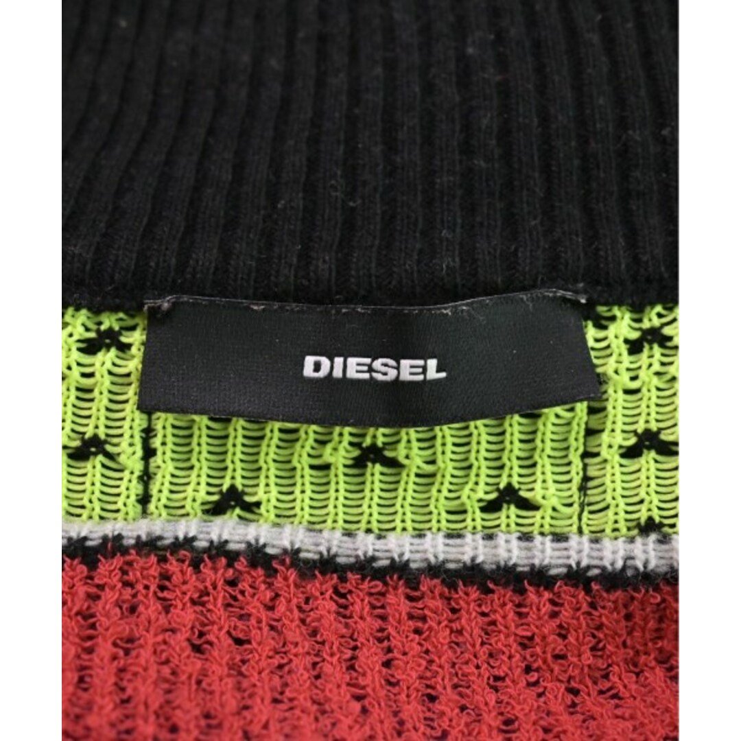 DIESEL(ディーゼル)のDIESEL ディーゼル ワンピース XS 黒x紫x赤等(総柄) 【古着】【中古】 レディースのワンピース(ひざ丈ワンピース)の商品写真