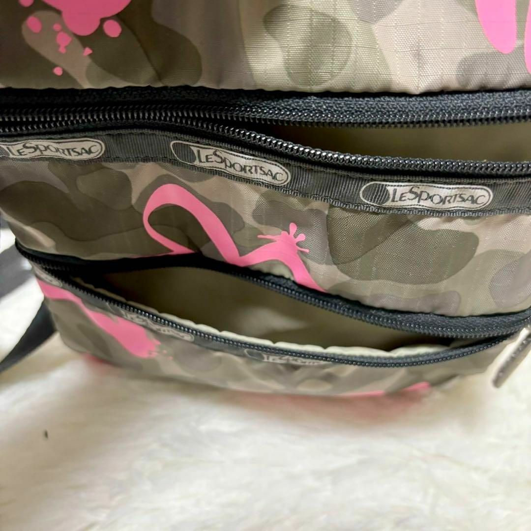 LeSportsac(レスポートサック)の美品★レスポートサック　ショルダーバッグ　ポシェット　迷彩　カモフラ レディースのバッグ(ショルダーバッグ)の商品写真