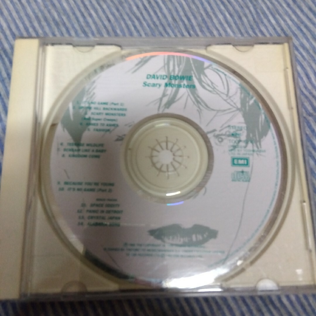 デビッドボウイ　スケアリーモンスターズCD エンタメ/ホビーのCD(ポップス/ロック(洋楽))の商品写真