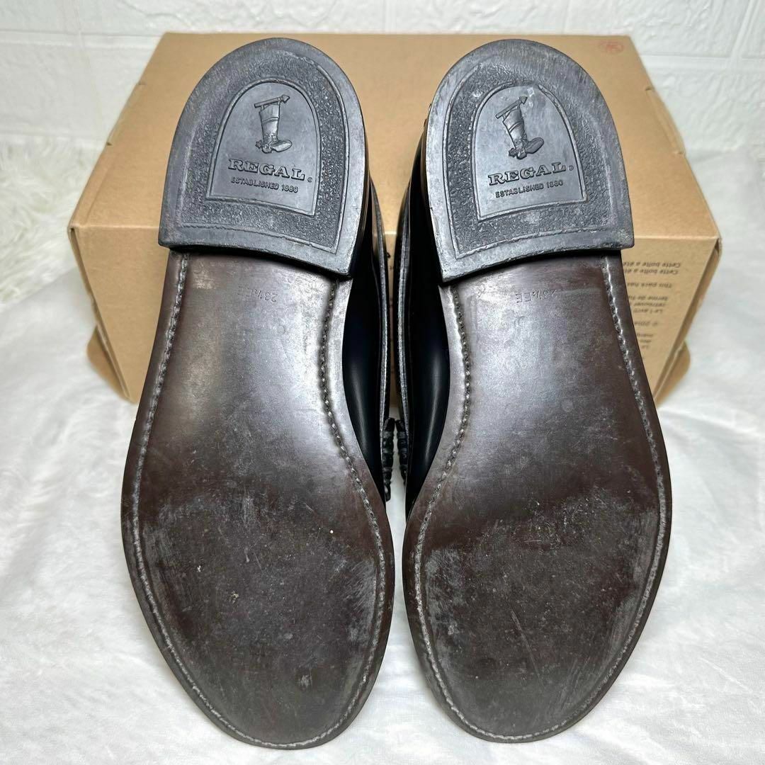 REGAL(リーガル)のリーガル　コインローファー　ブラック　レザー　23.5cm レディースの靴/シューズ(ローファー/革靴)の商品写真